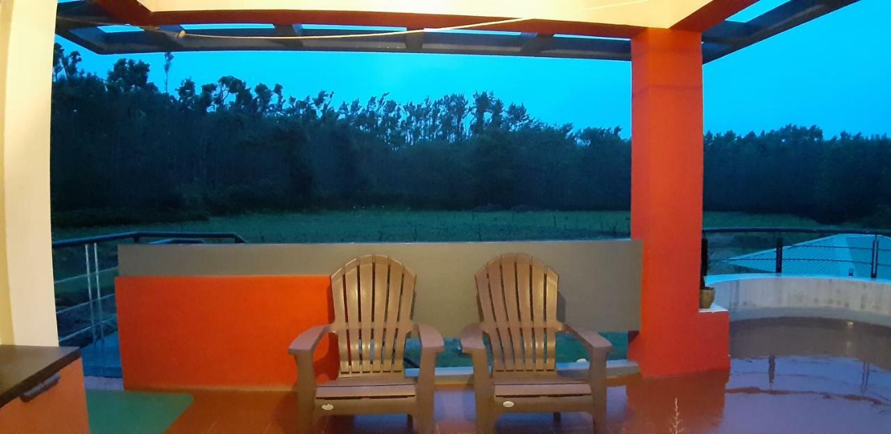 Silvershine Homestay Chikmagalūr Εξωτερικό φωτογραφία