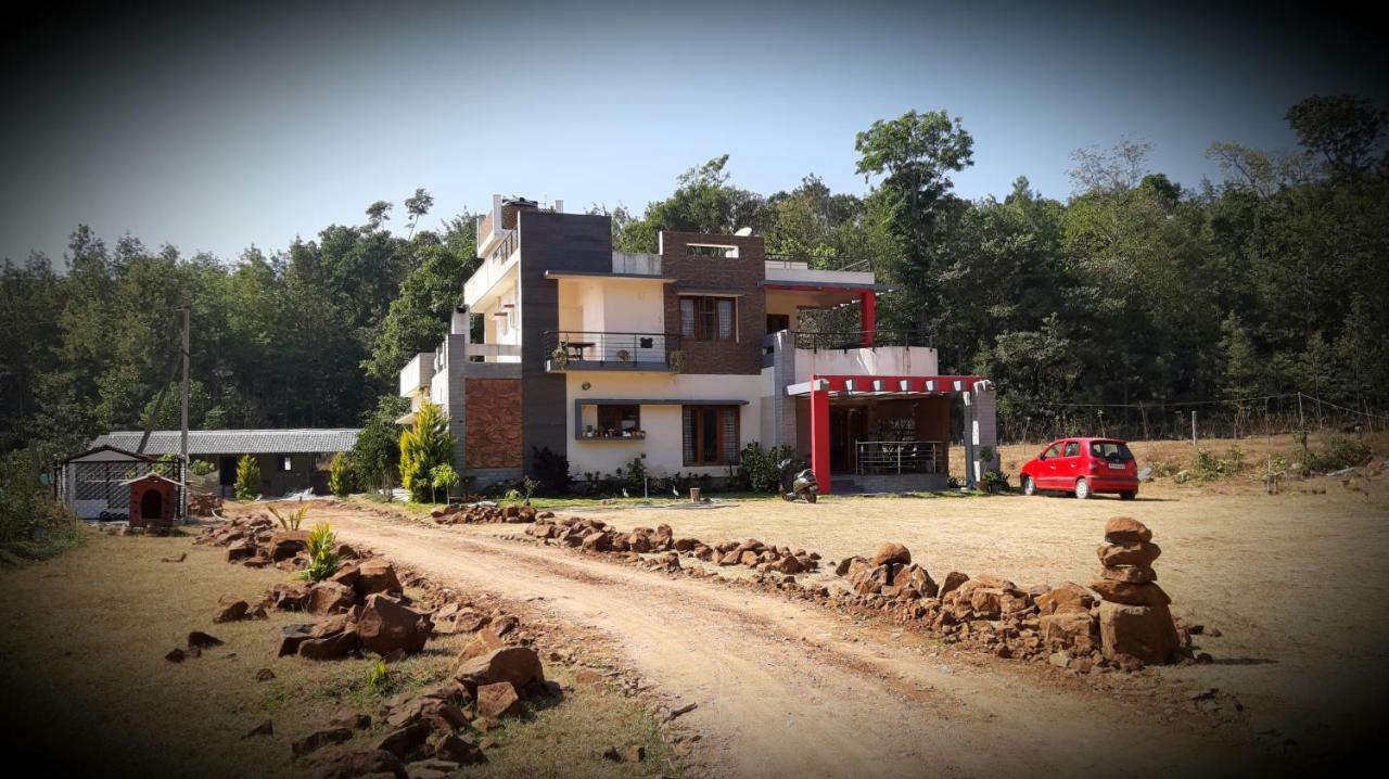 Silvershine Homestay Chikmagalūr Εξωτερικό φωτογραφία